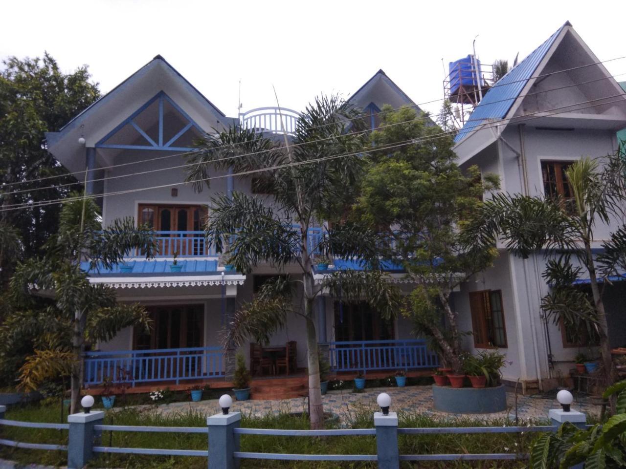 Munnar Blue Mist Bed & Breakfast Exterior photo